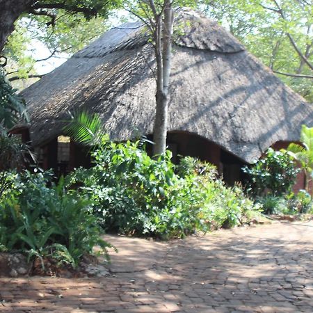 Mosi-Ua-Tunya Lodge Водопад Виктория Экстерьер фото