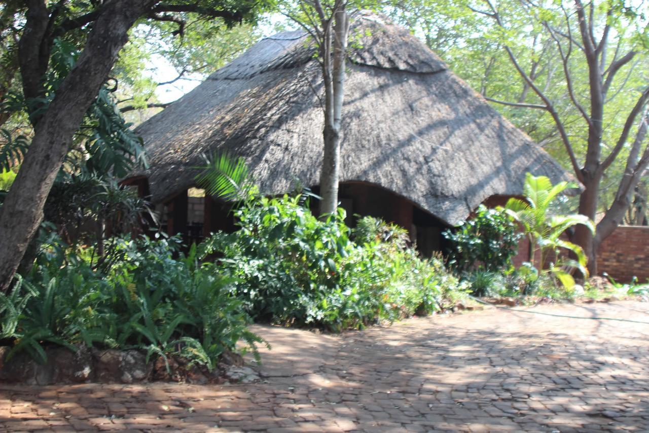 Mosi-Ua-Tunya Lodge Водопад Виктория Экстерьер фото